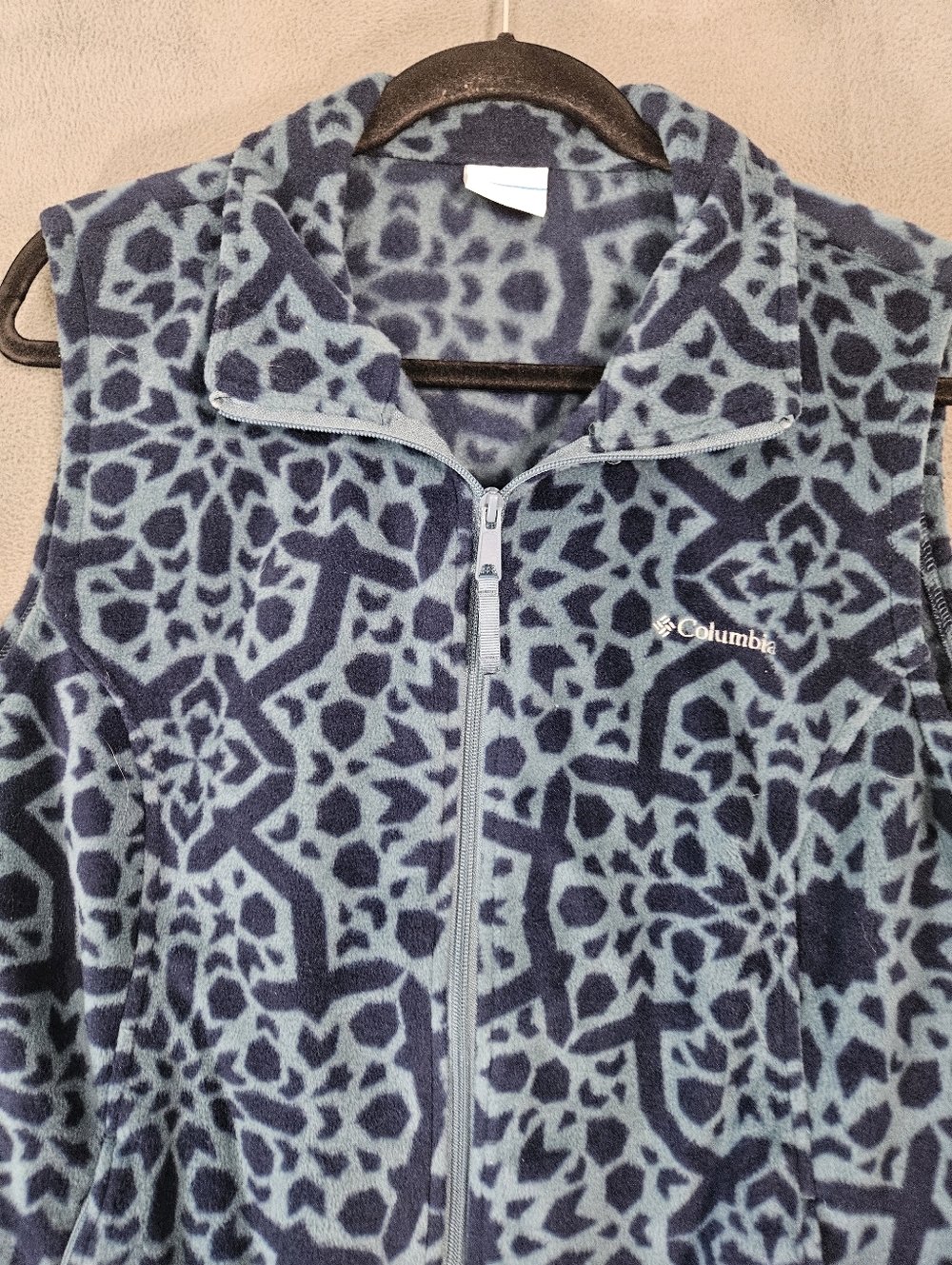 Columbia Womens Fleece Vest Plus 1X Aztec Pattern Blue Full Zip Hiking Outdoors - Picture 2 of 8